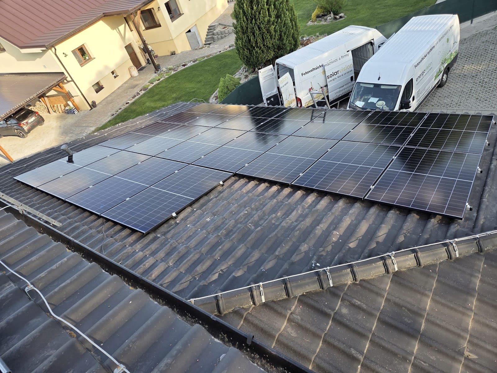 Farma Bardy resort, Jasenové, 17,1 kWp (1/5)