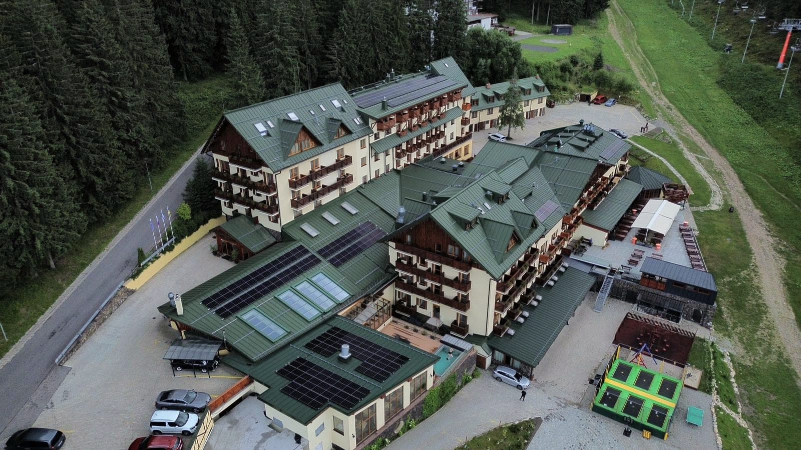 Hotel Družba Jasná, Demänovská Dolina, 108 kWp (1/4)