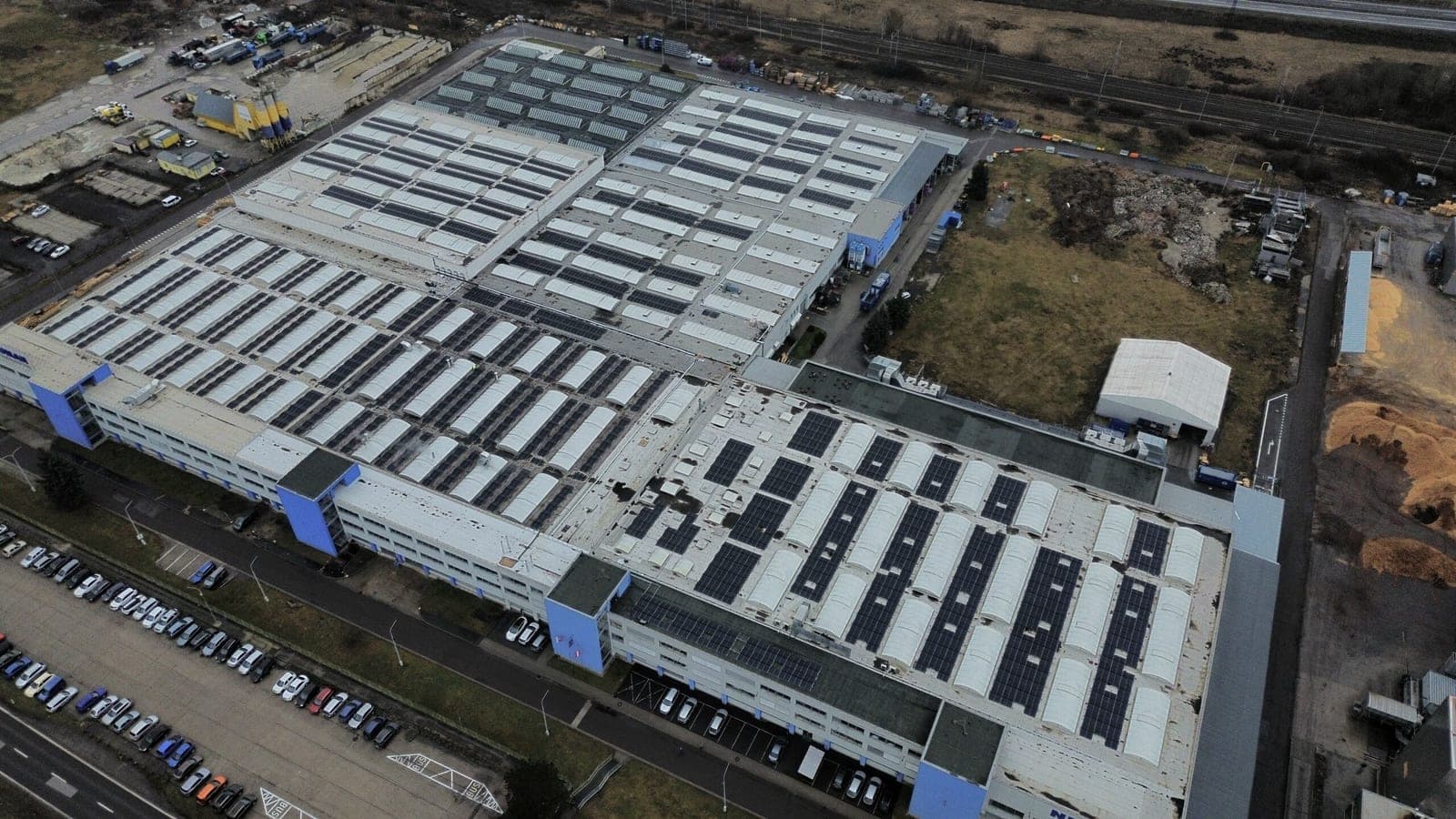Neuman Aluminium, Žarnovica, 1 564 kWp (1/5)
