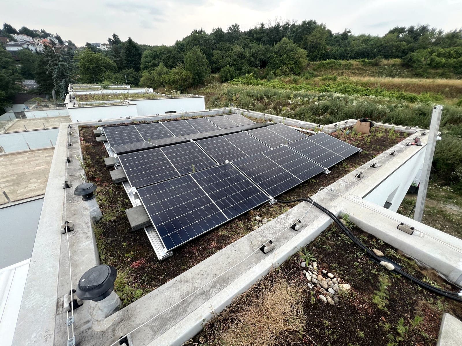 Rodinný dům Bratislava, Bratislava, 6,5 kWp (1/3)