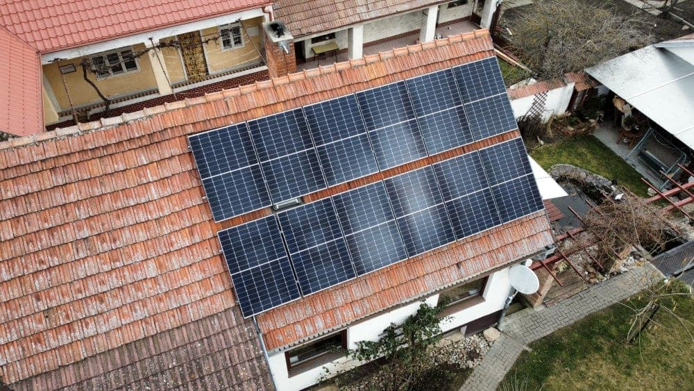 Rodinný dům Hoste, Hoste, 4,9 kWp (1/3)
