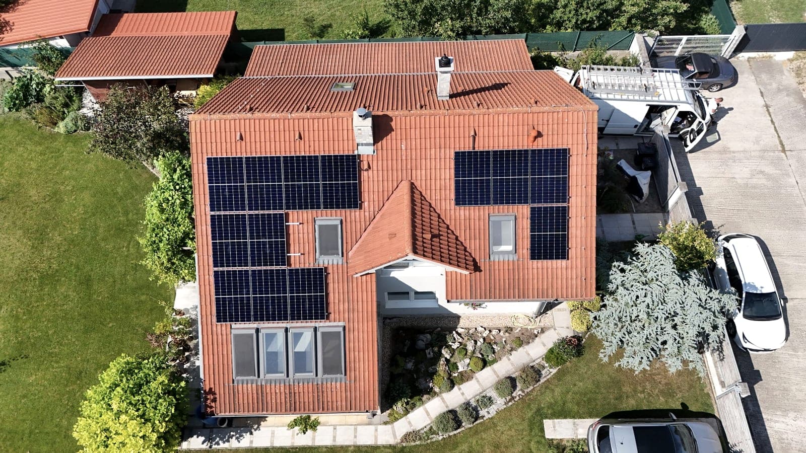 Rodinný dům Miloslavov, Miloslavov, 5,7 kWp (1/4)